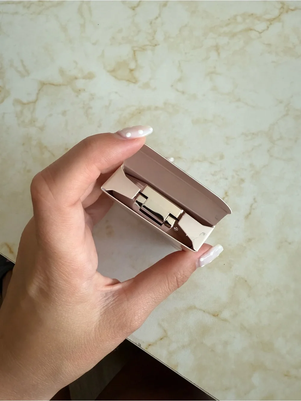 NWB Fenty Beauty How Many Carats? Diamond Bomb All Over Diamond Veil MINI 2.8g
